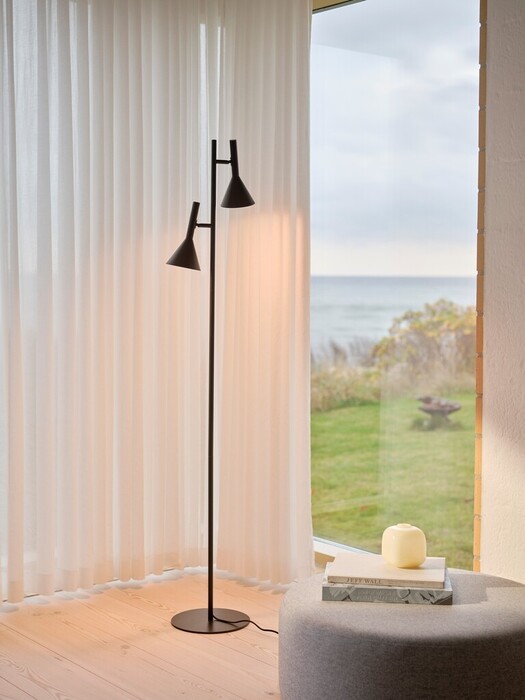 Nordlux Kelvis gulvlampe sort